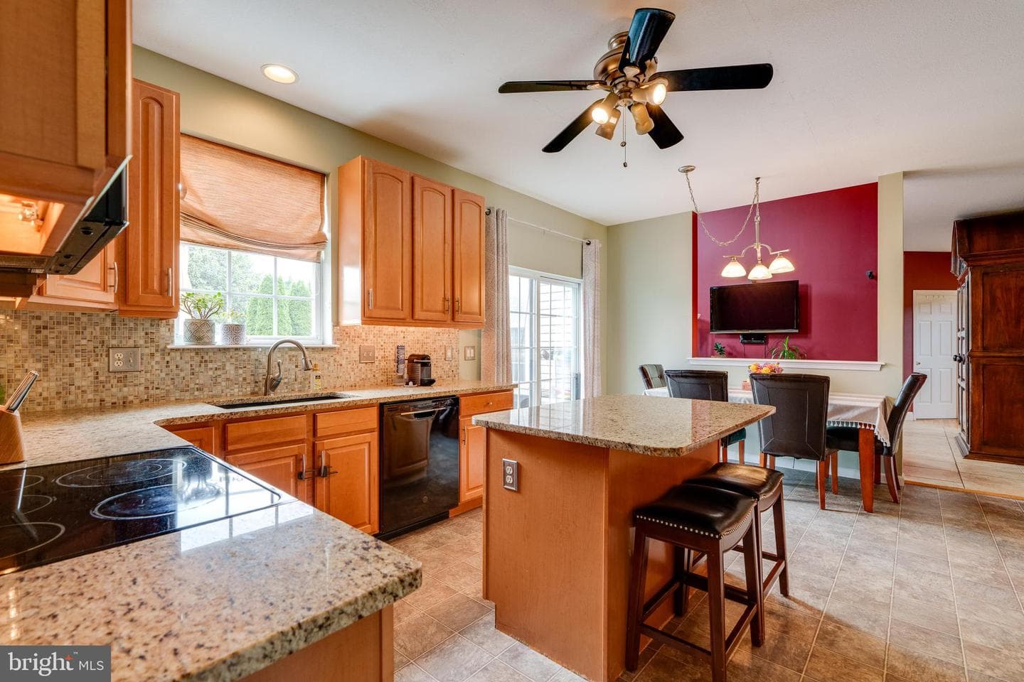 129 Julia Lane photo 22