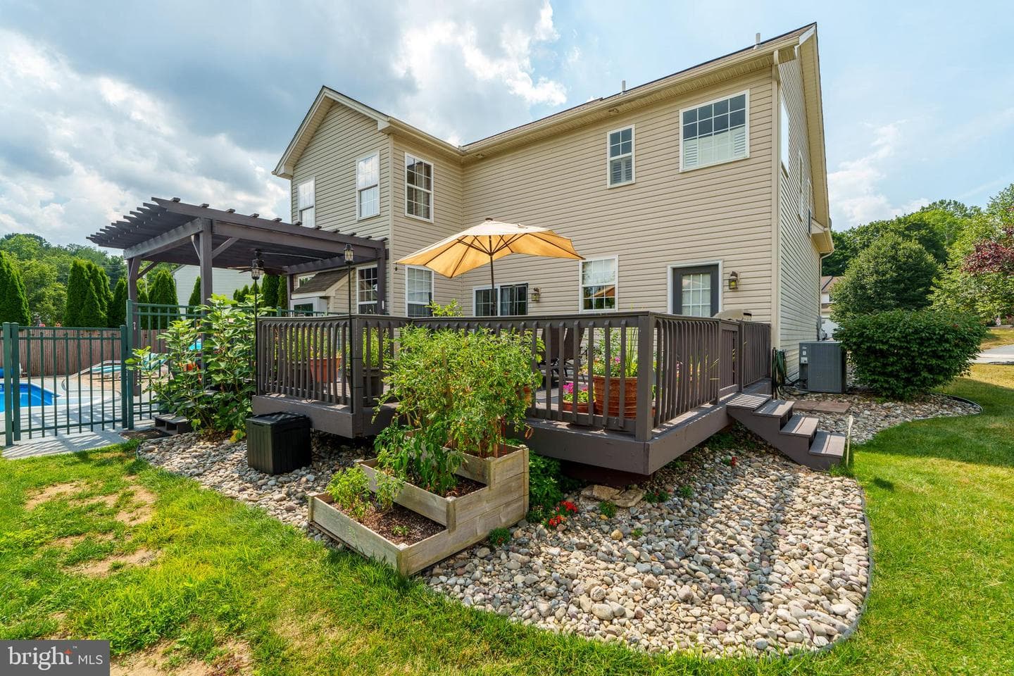 129 Julia Lane photo 69