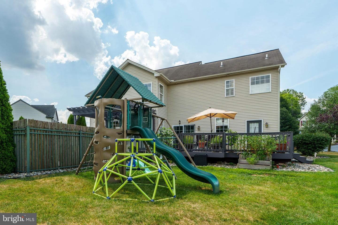 129 Julia Lane photo 70