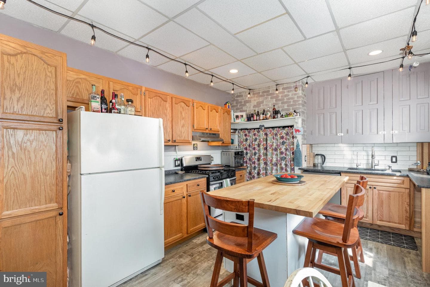 836 High Street photo 11