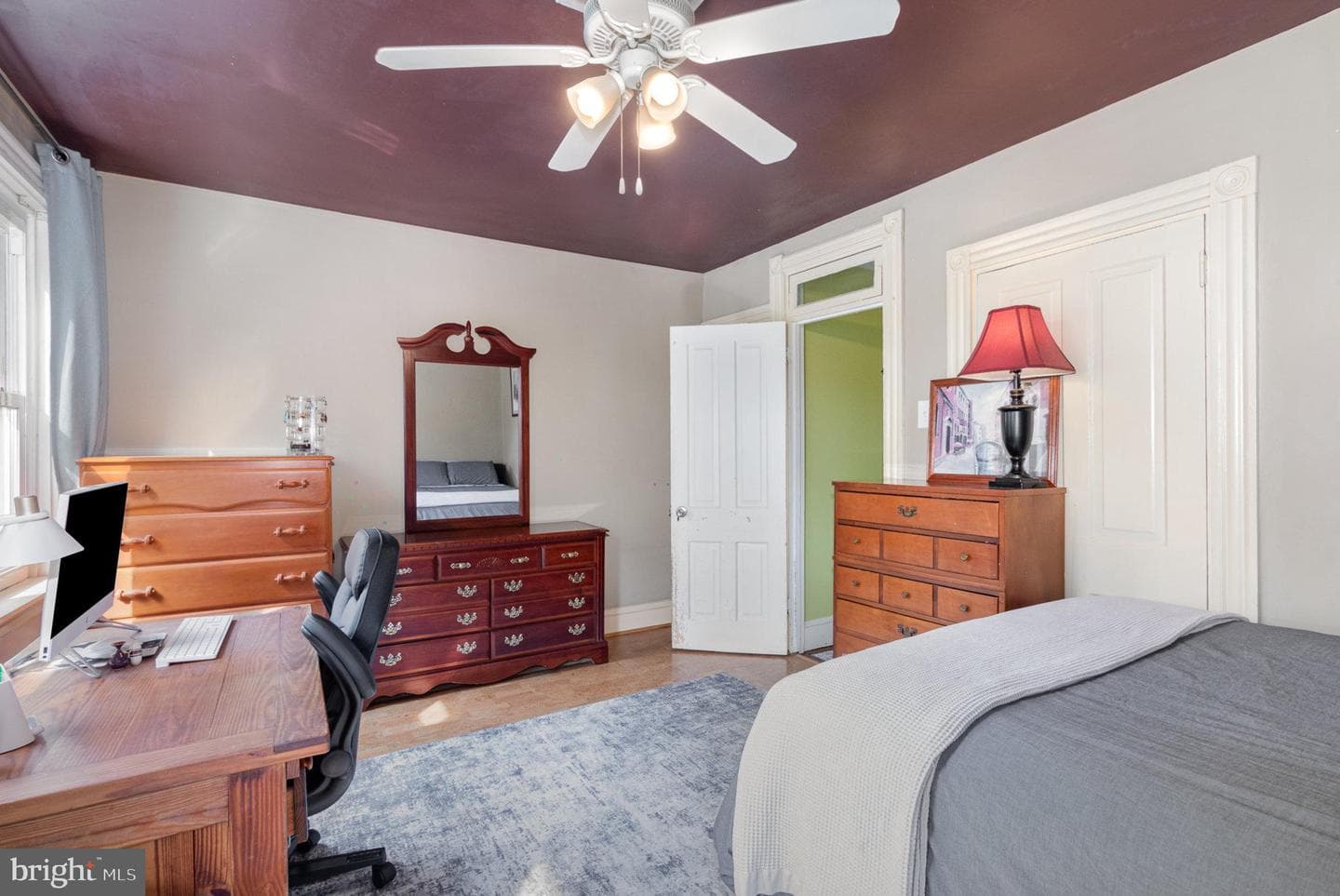 836 High Street photo 15