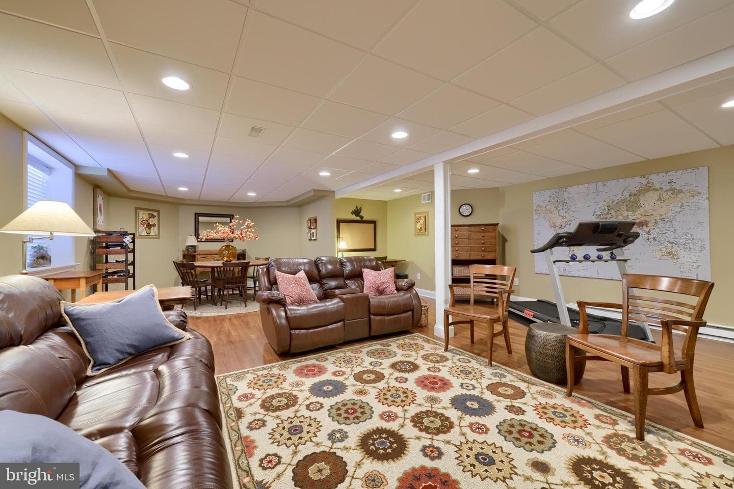 1455 Drake Lane photo 4