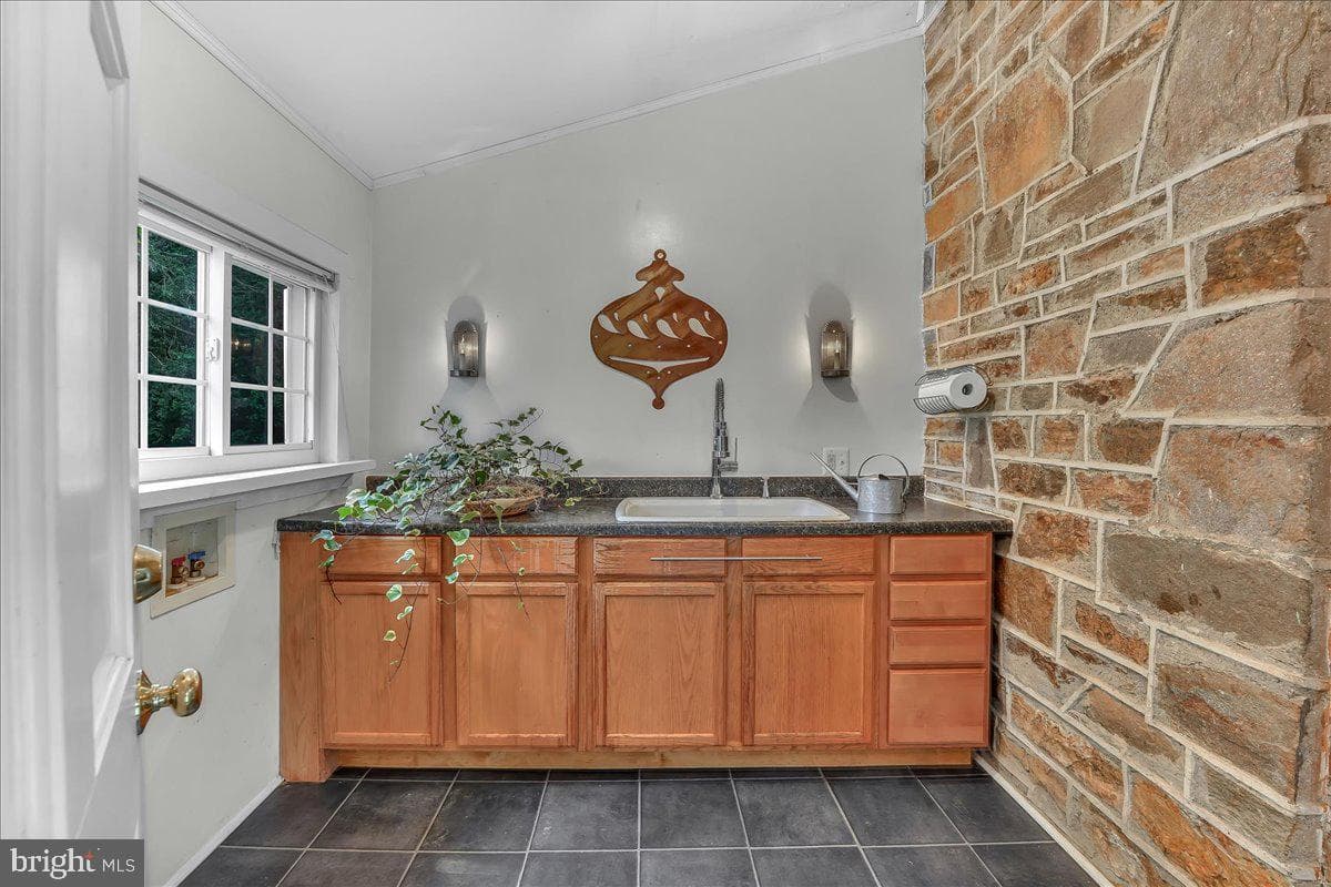 650 Bell Road photo 10