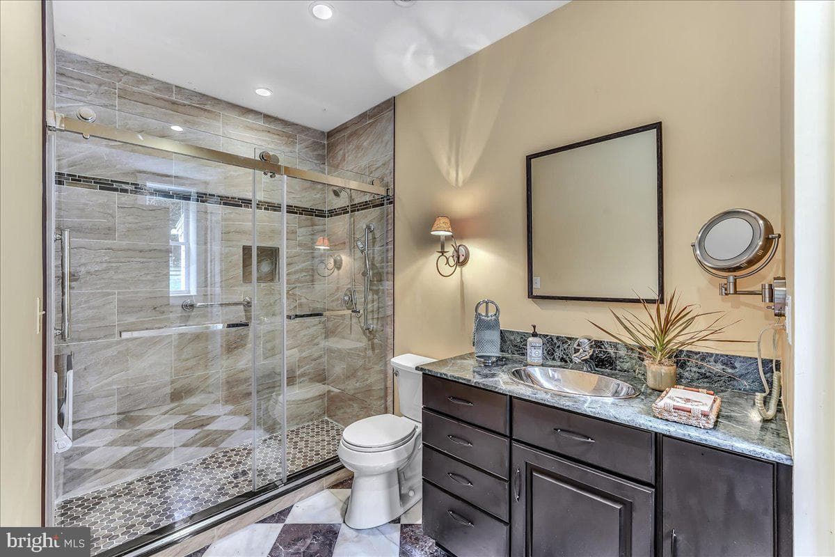 650 Bell Road photo 25