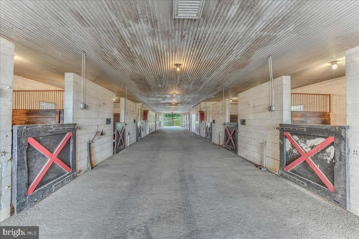 650 Bell Road photo 33