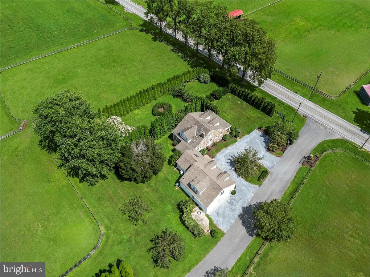 650 Bell Road photo 58