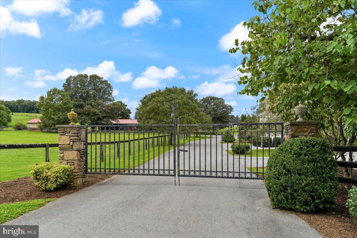 650 Bell Road photo 64