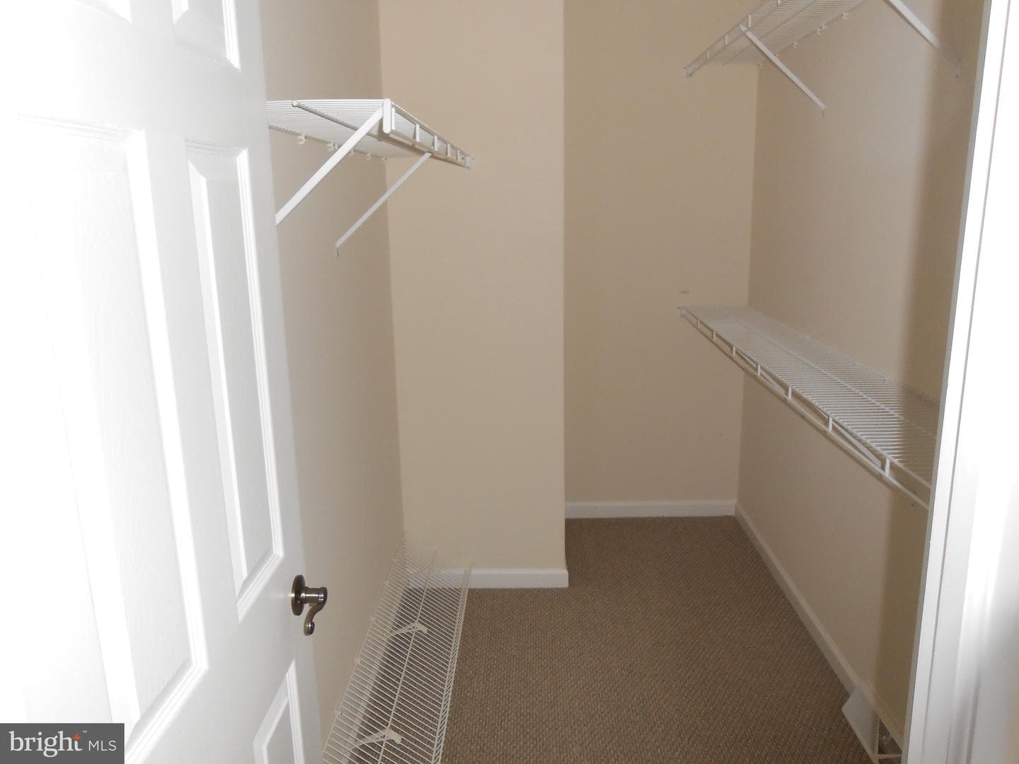 402 Thrush Drive photo 24