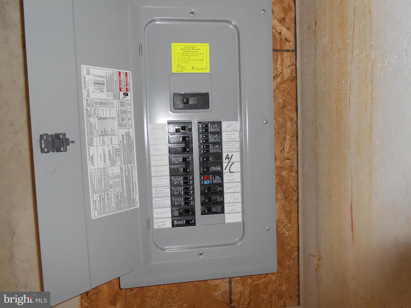 402 Thrush Drive photo 36