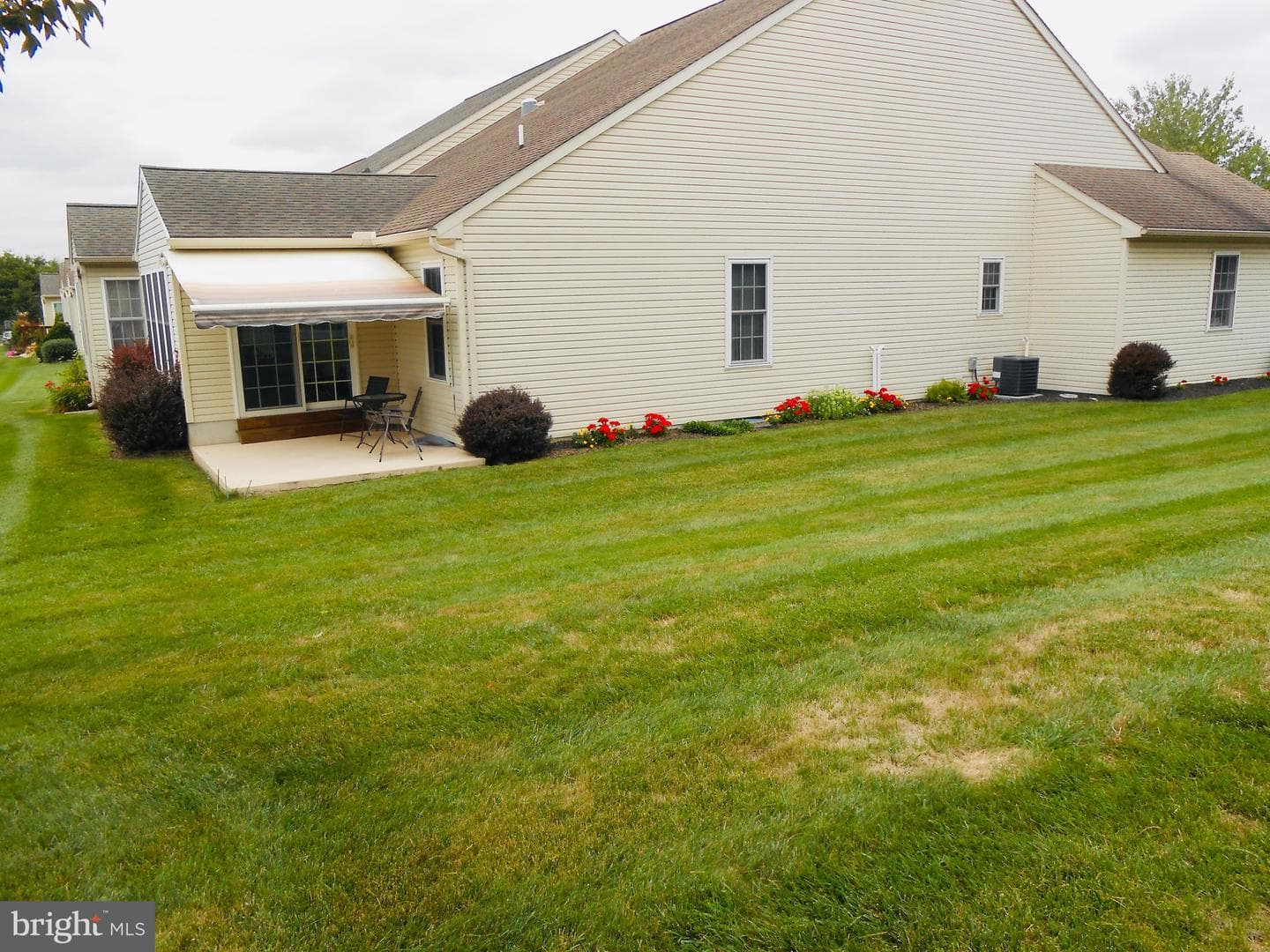 402 Thrush Drive photo 40