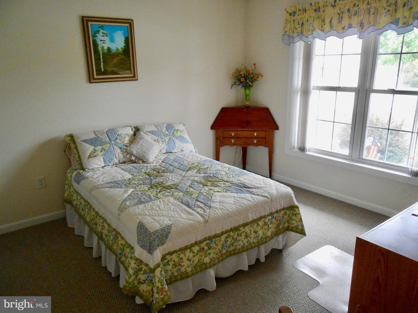 402 Thrush Drive photo 8