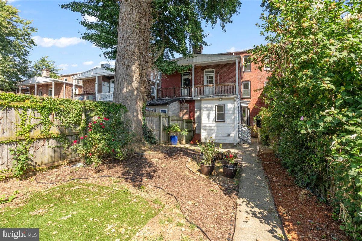238 E Clay Street photo 38