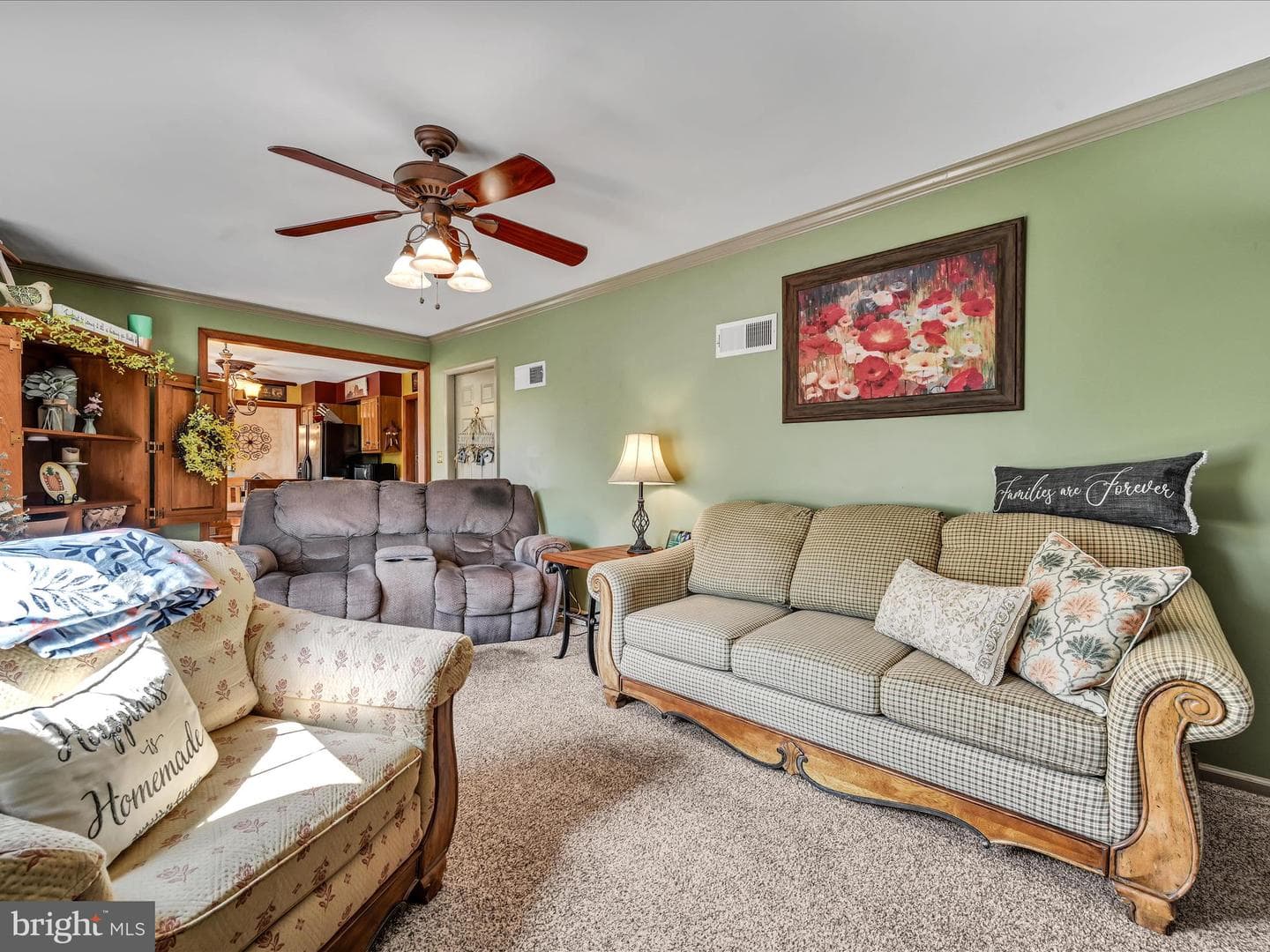 16 Greenleaf Lane photo 13