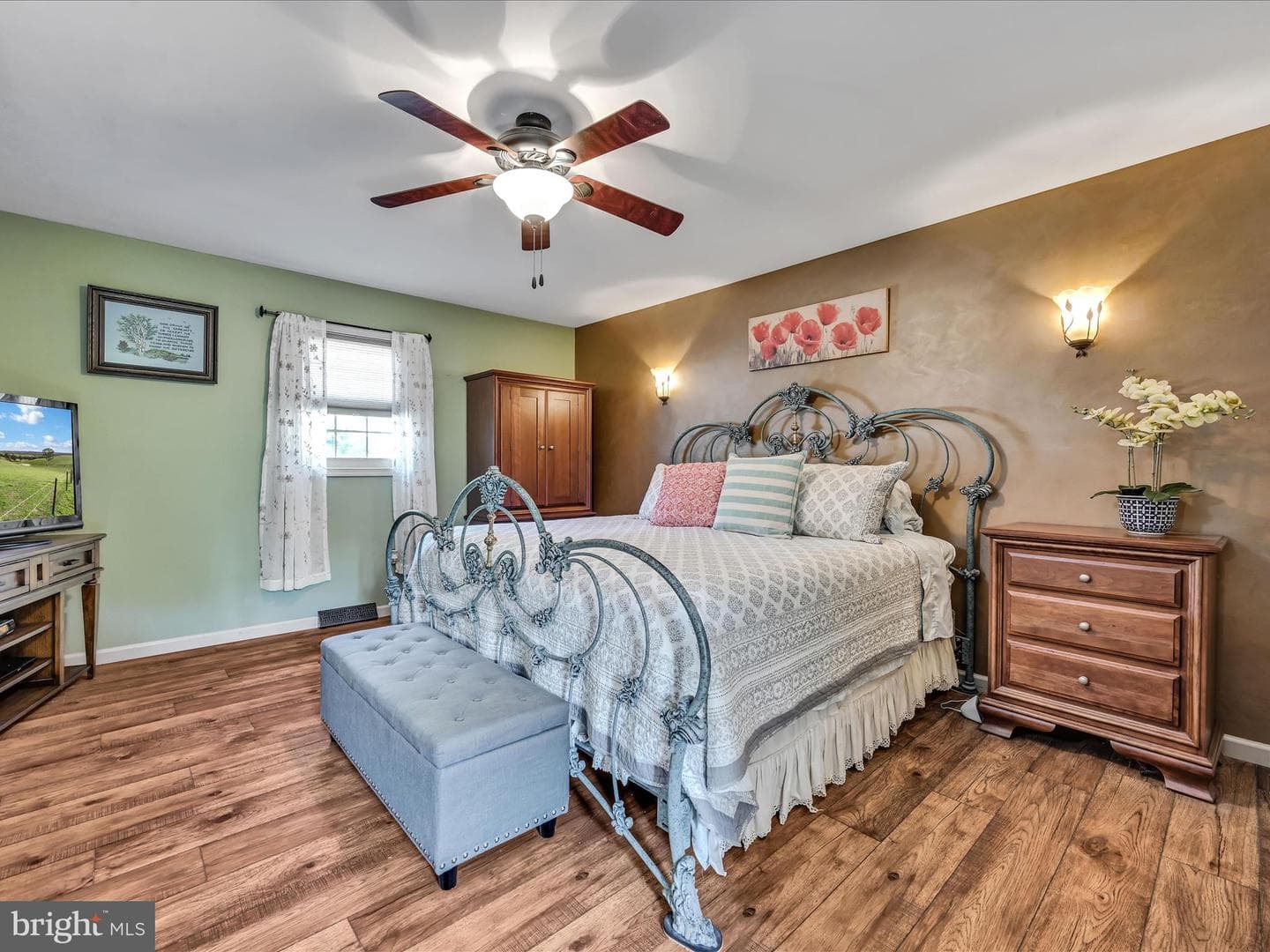 16 Greenleaf Lane photo 16