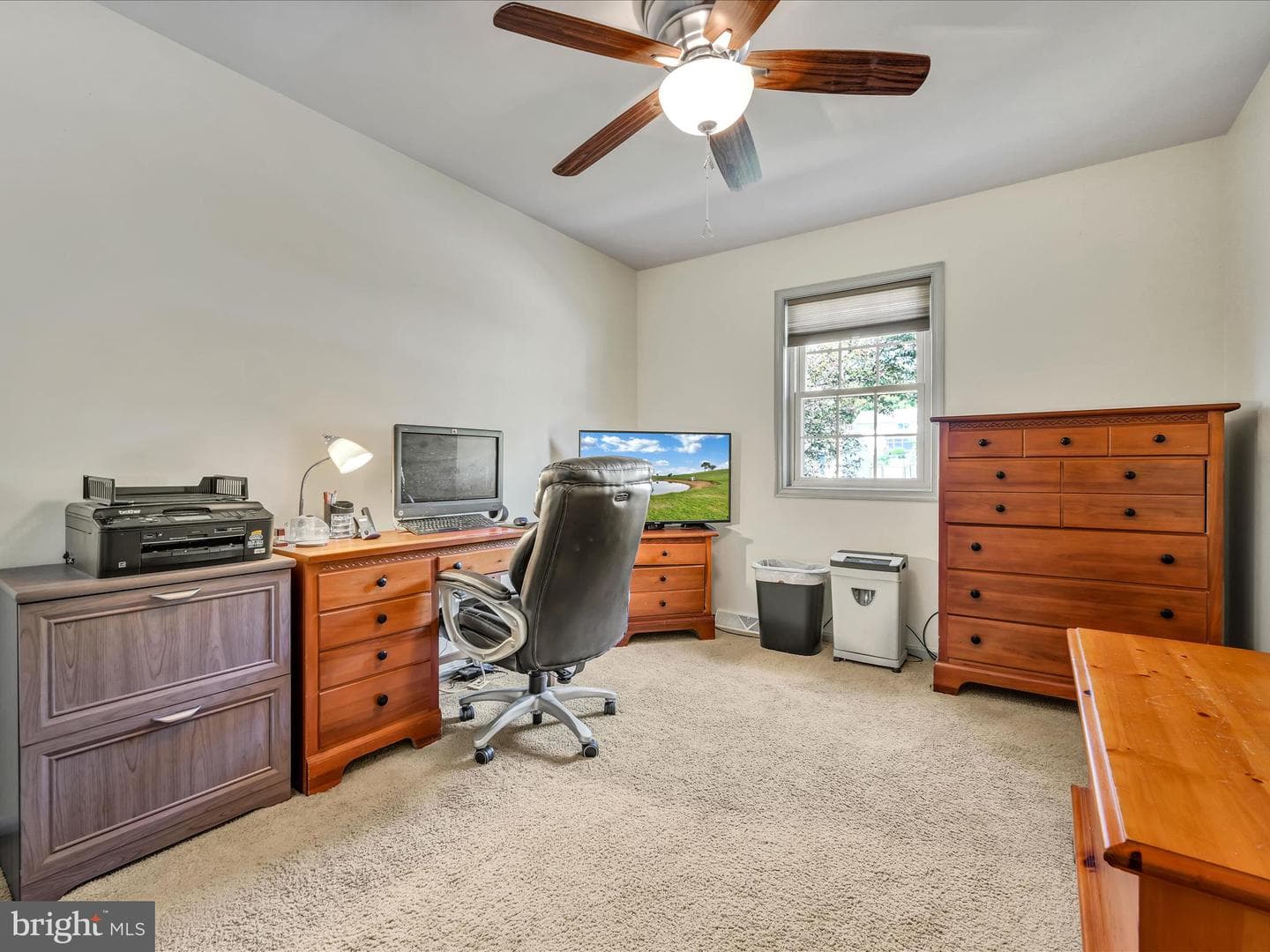 16 Greenleaf Lane photo 25