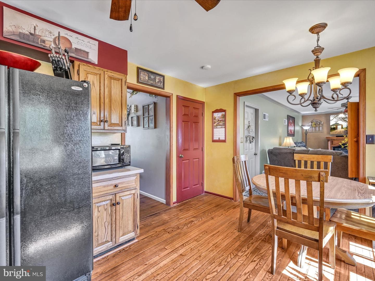 16 Greenleaf Lane photo 9