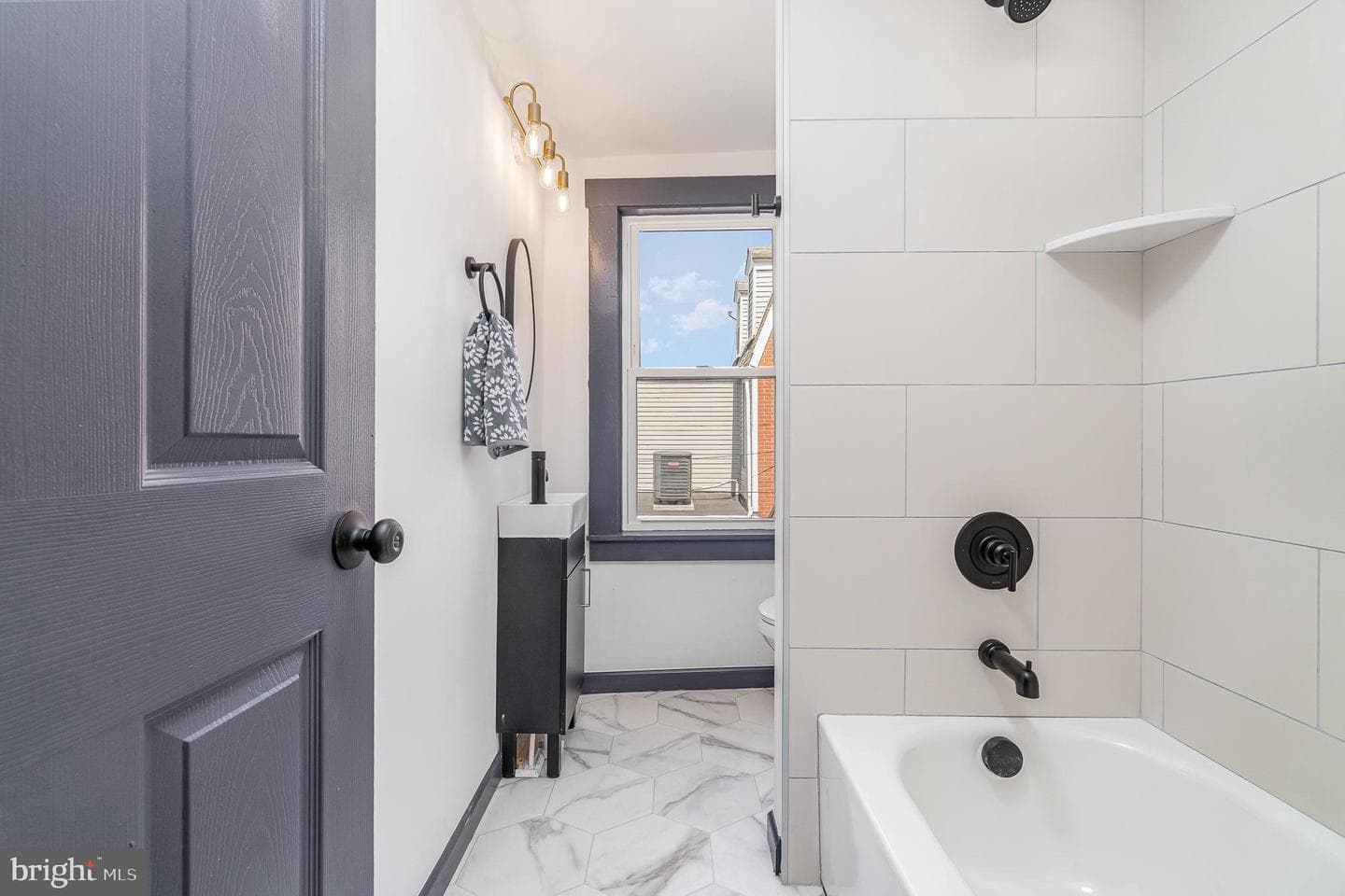 130 N Franklin Street photo 20