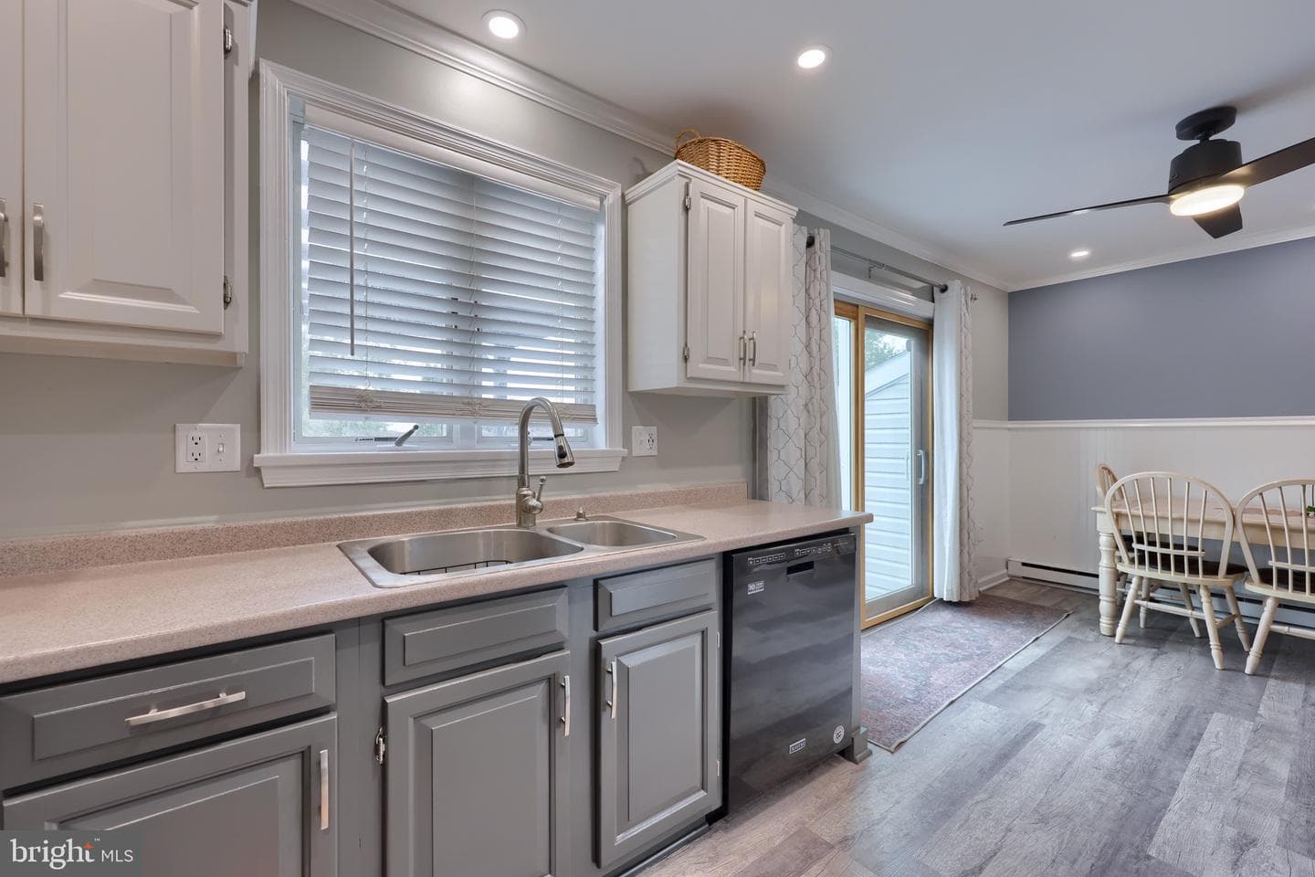 112 Ashley Drive photo 11