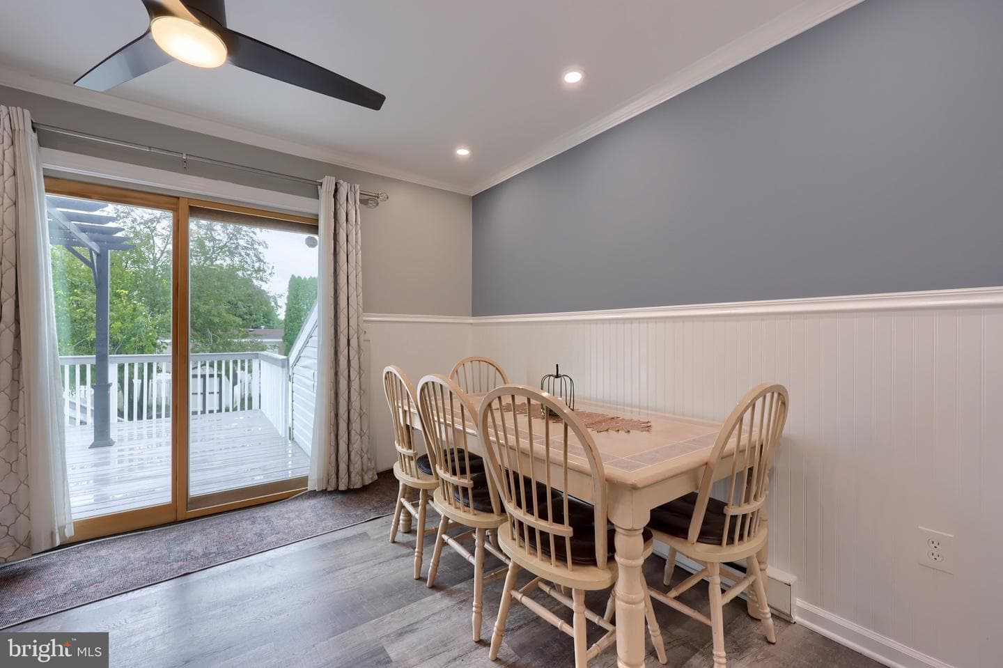 112 Ashley Drive photo 16