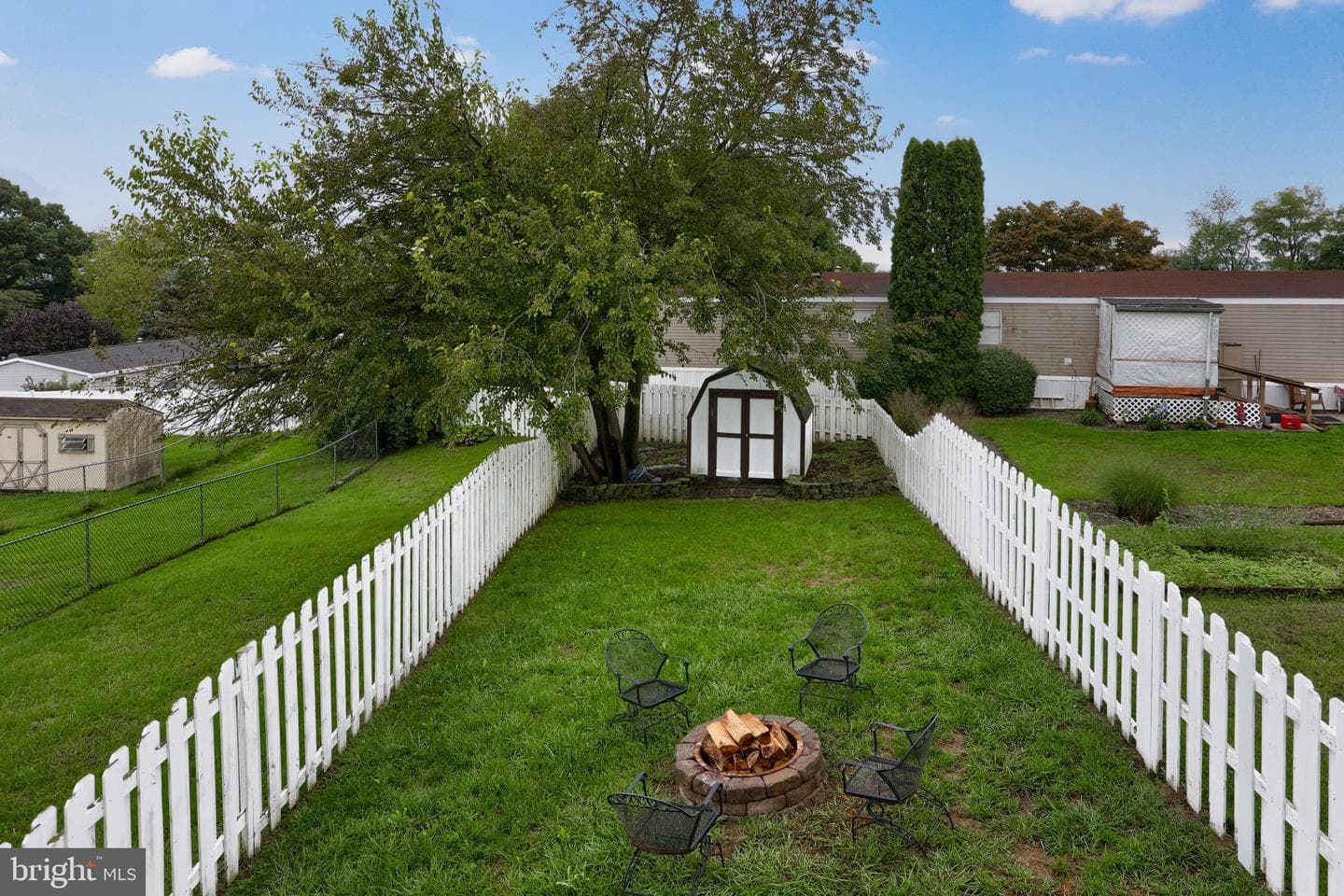 112 Ashley Drive photo 30