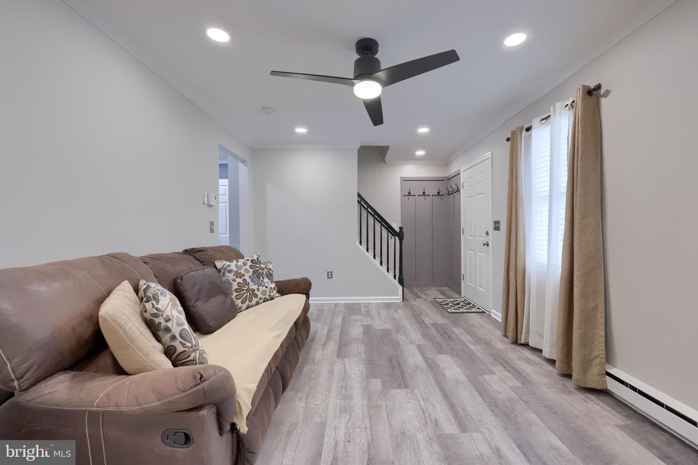 112 Ashley Drive photo 6