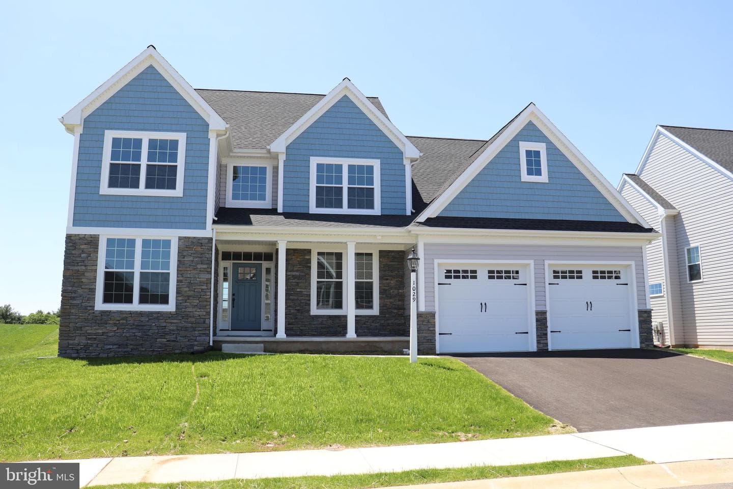 1029 Strafford Place #55 photo 1