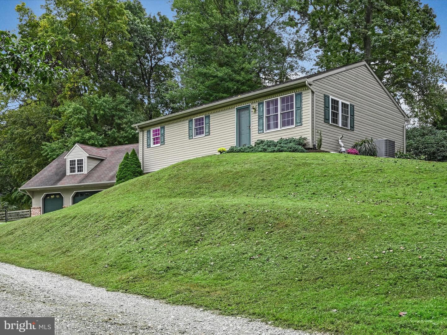 200 Westbrook Road photo 2