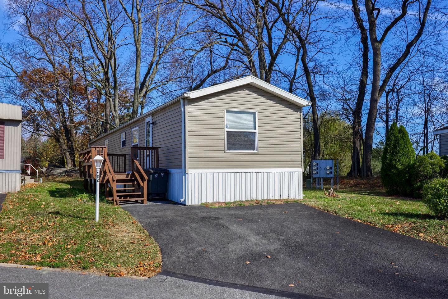 22 Circle Drive photo 2