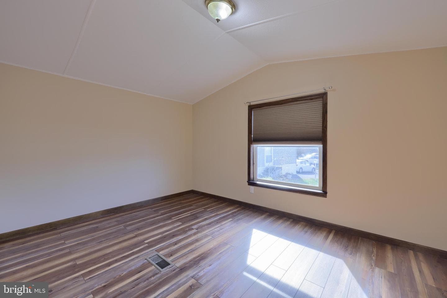 22 Circle Drive photo 20