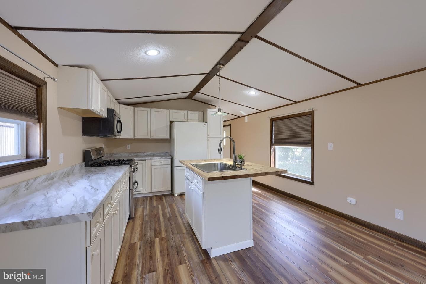 22 Circle Drive photo 26