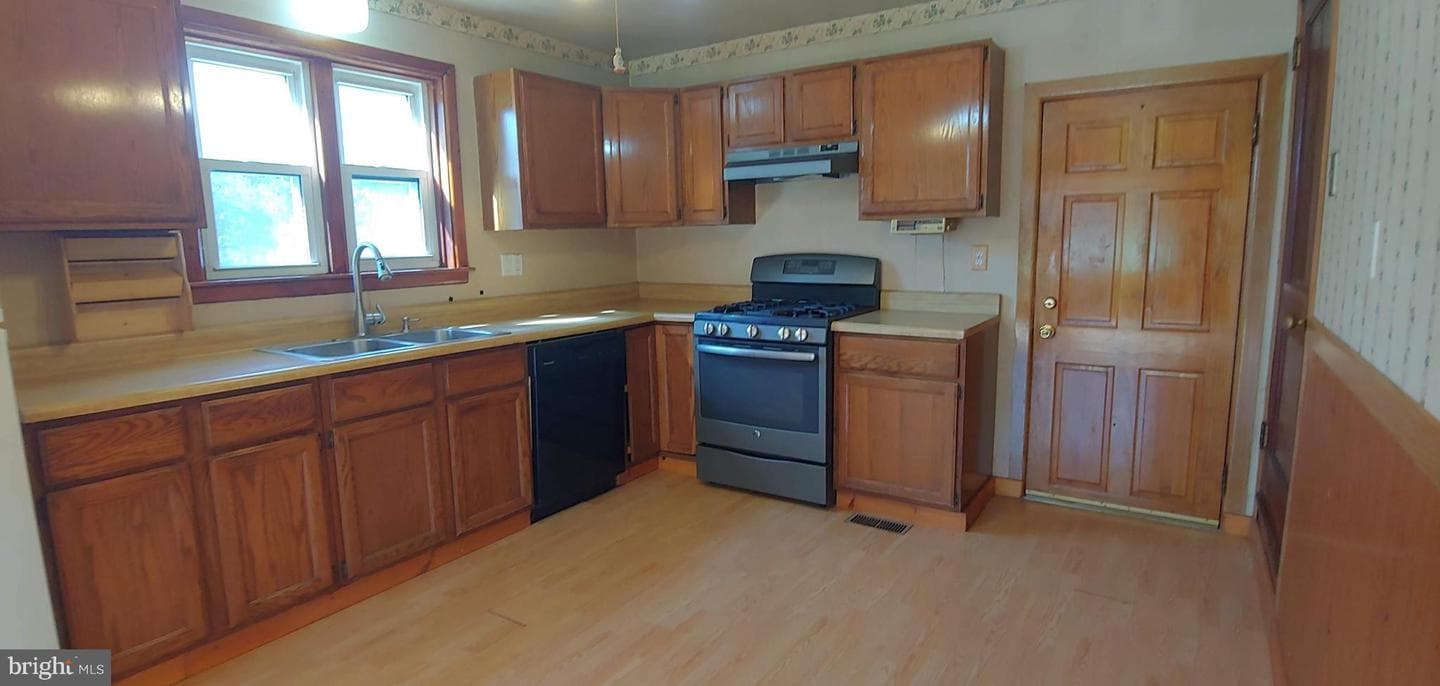 1631 Graystone Road photo 11