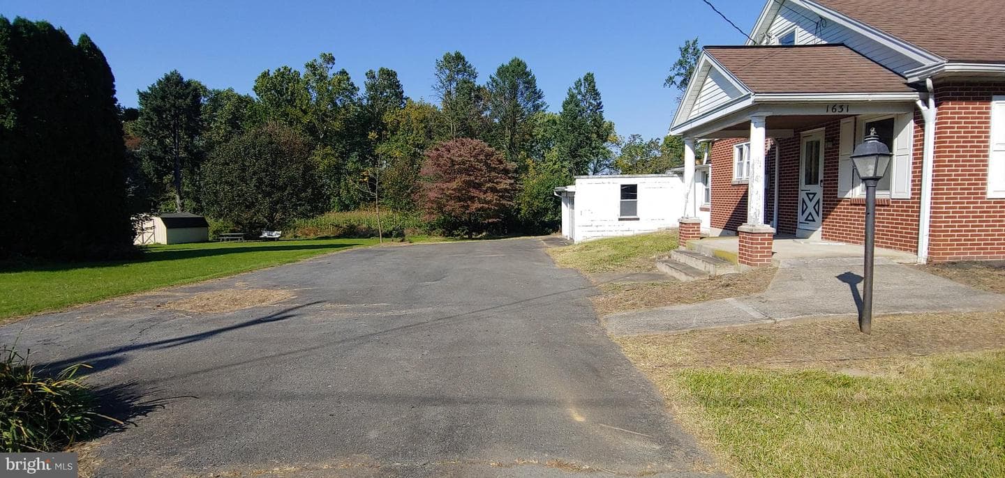 1631 Graystone Road photo 4