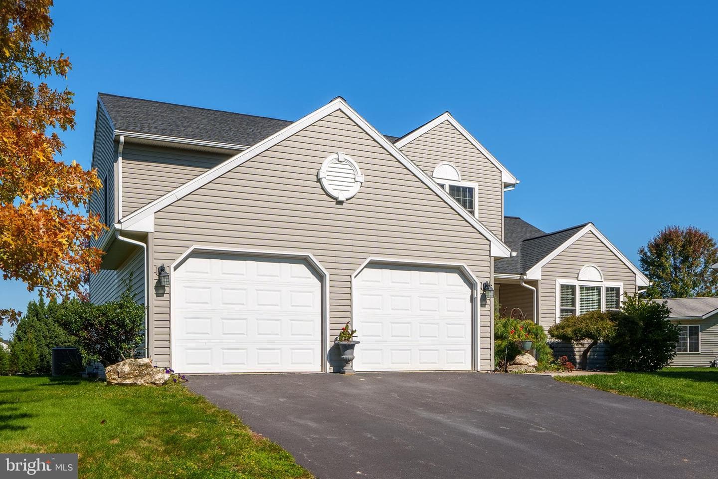 95 Fuhrman Road photo 3