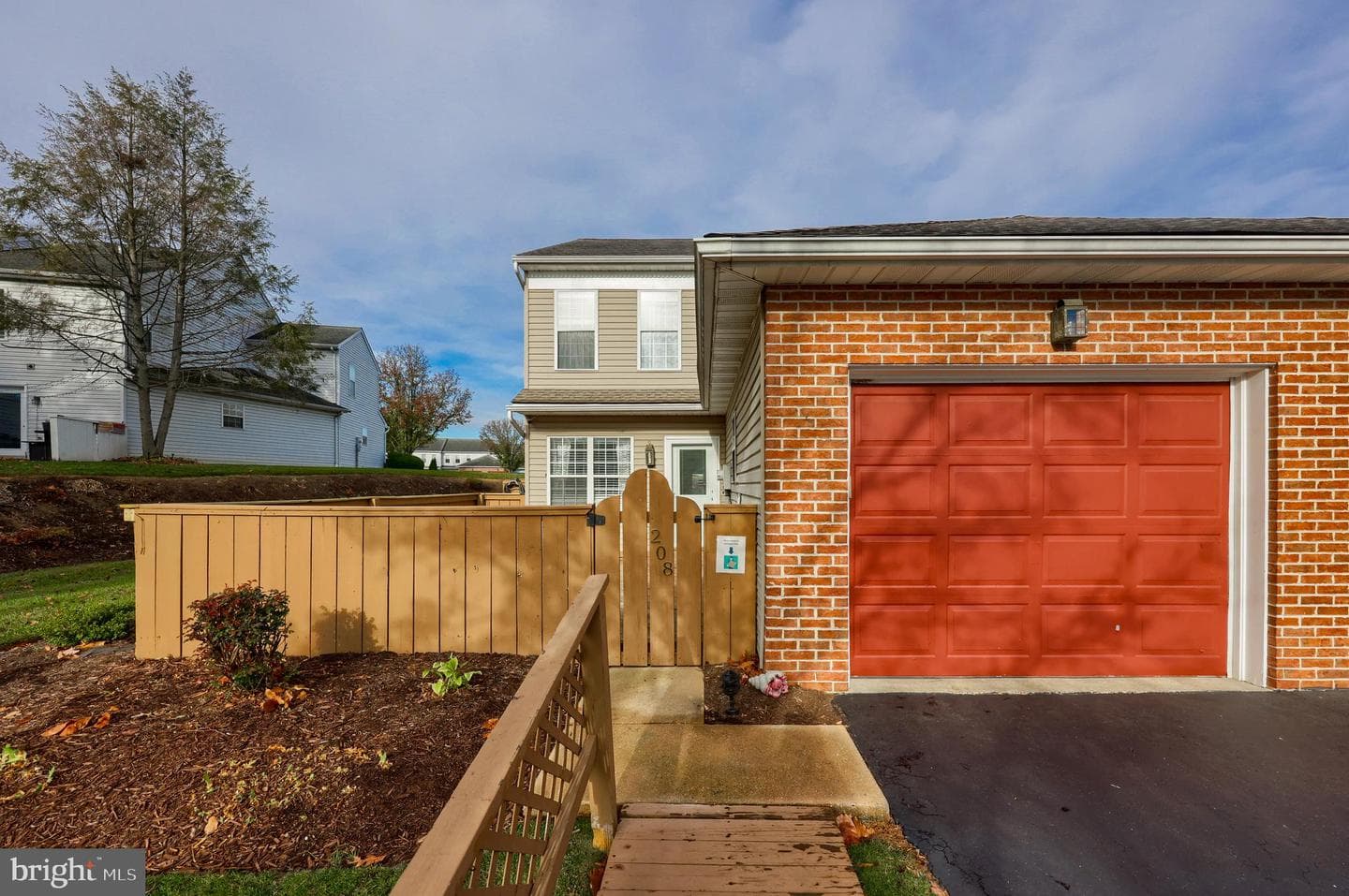 208 Winding Hill Drive photo 5