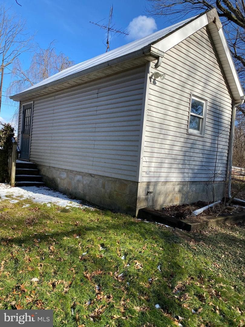 1438 Village Road photo 6
