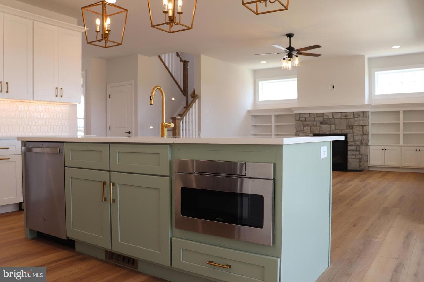 1025 Strafford Place #56 photo 15
