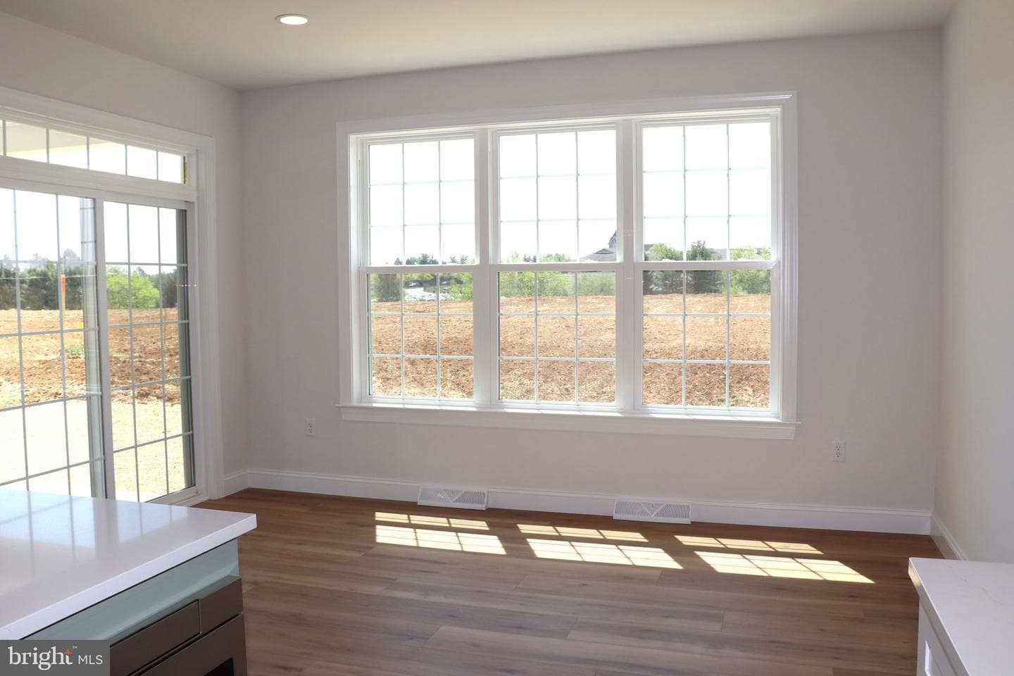 1025 Strafford Place #56 photo 18