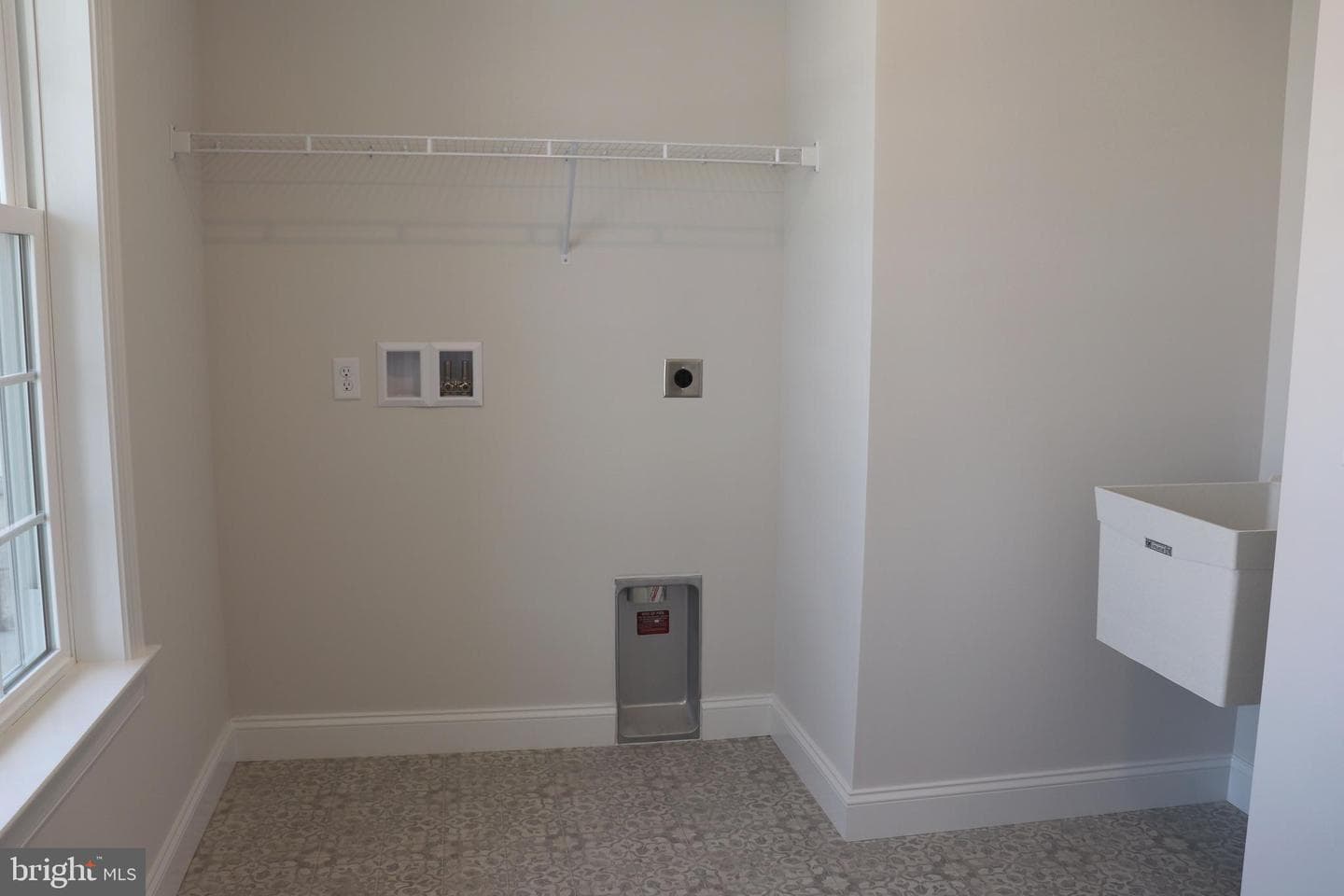 1025 Strafford Place #56 photo 21