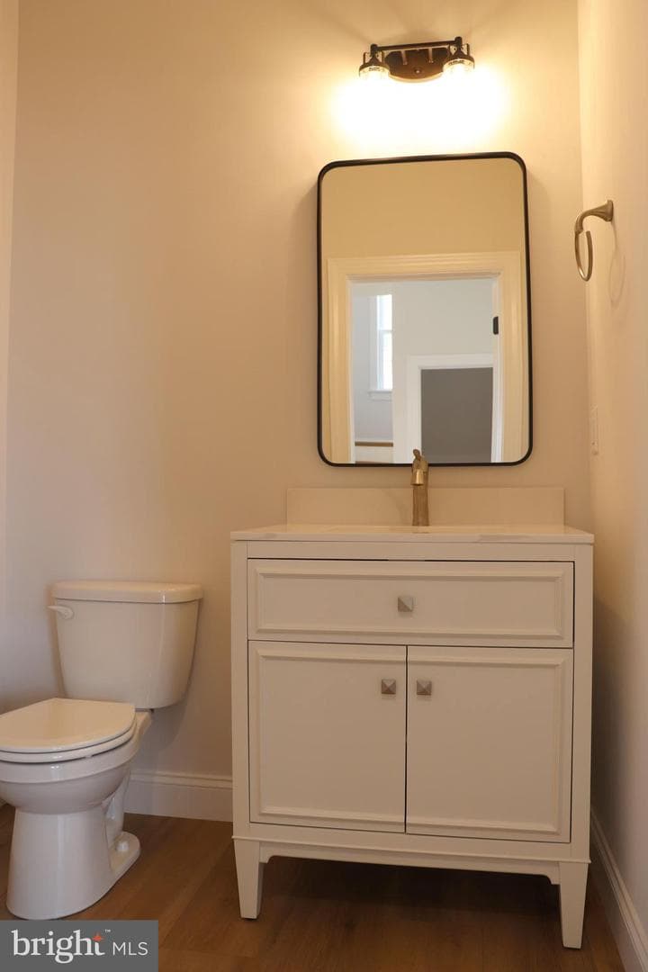 1025 Strafford Place #56 photo 22