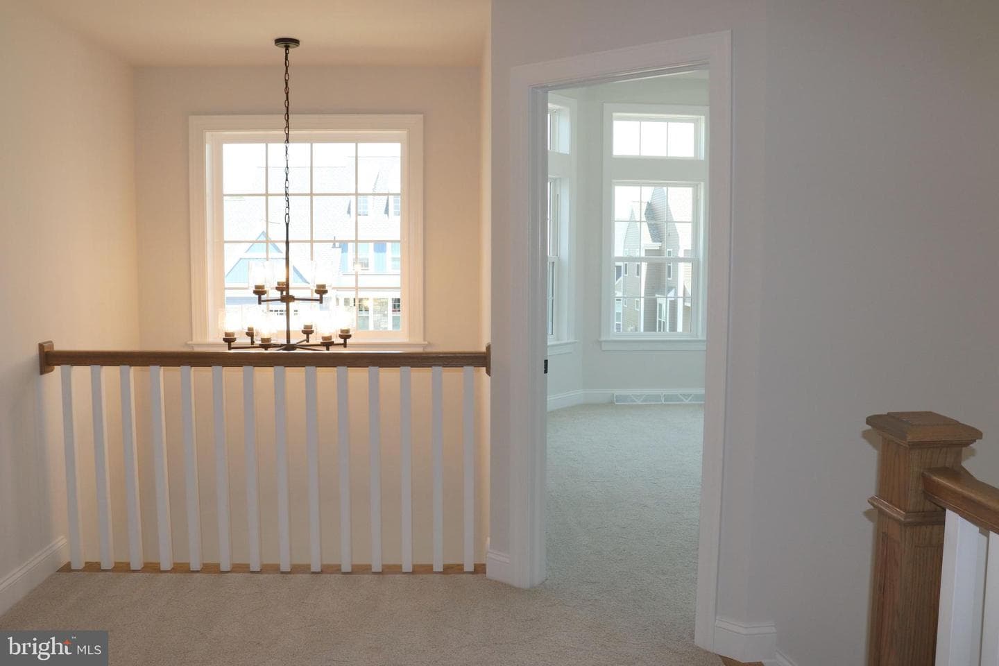 1025 Strafford Place #56 photo 31