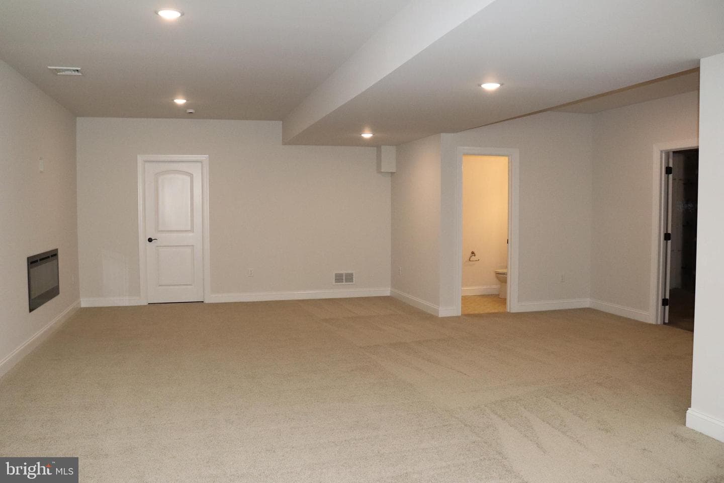 1025 Strafford Place #56 photo 44