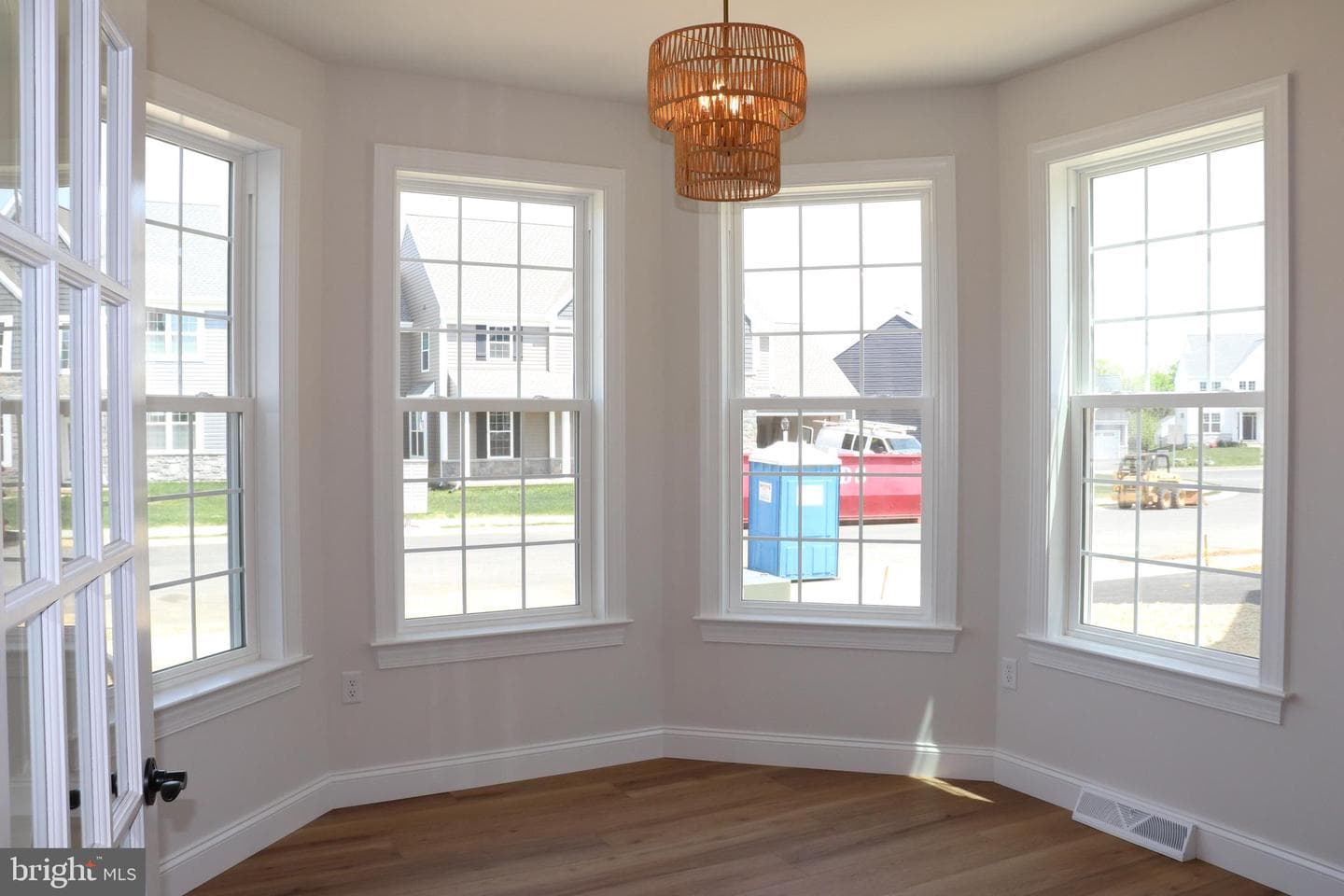 1025 Strafford Place #56 photo 5