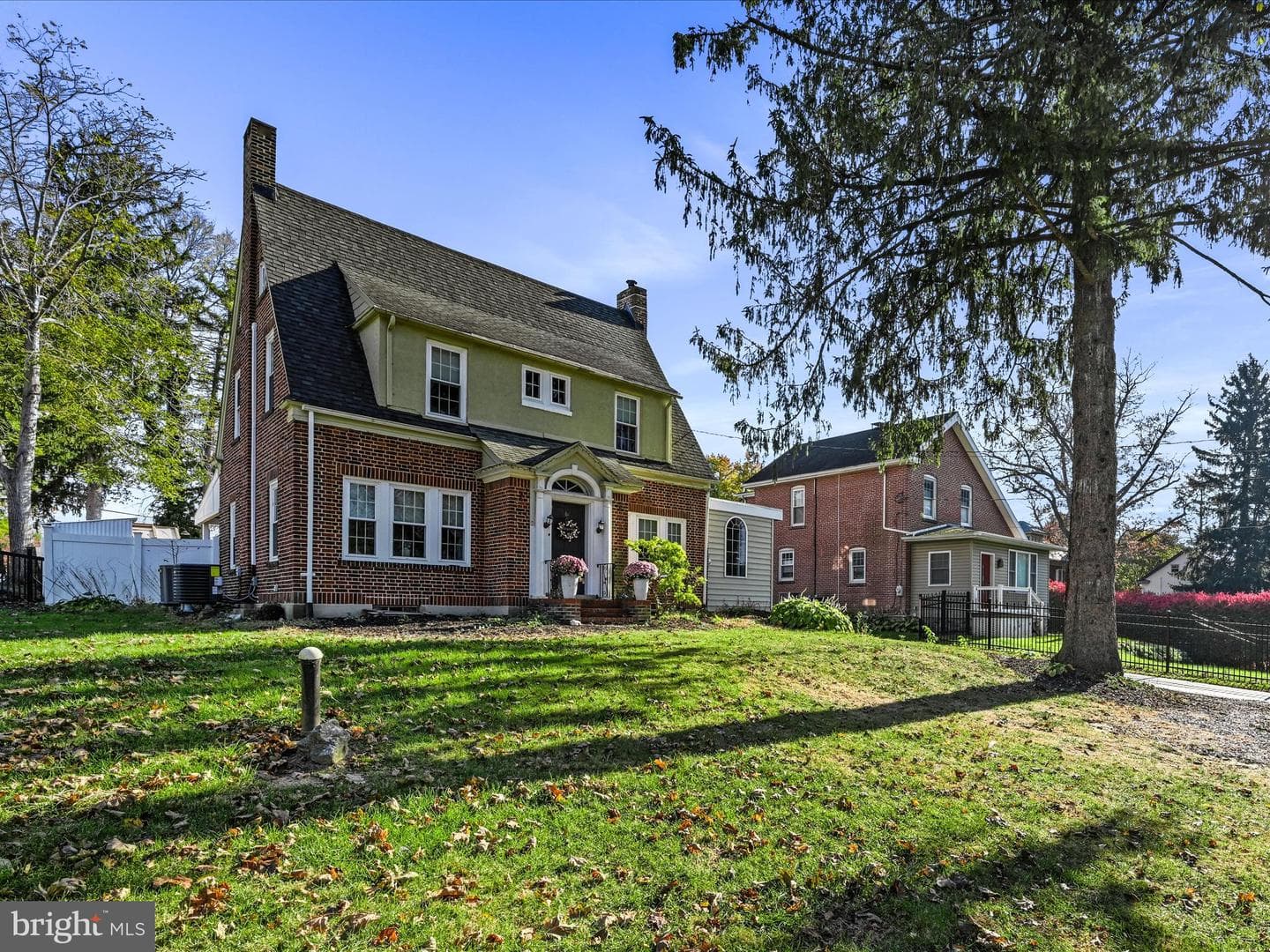 1803 Willow Street Pike photo 4