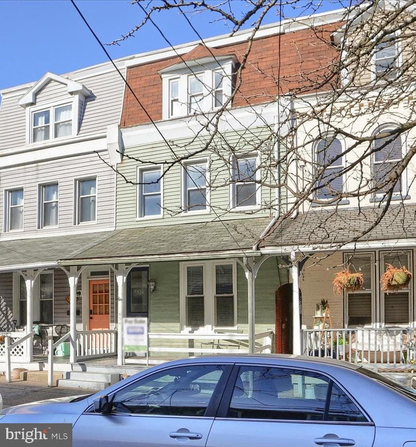 534 Lancaster Avenue photo 3