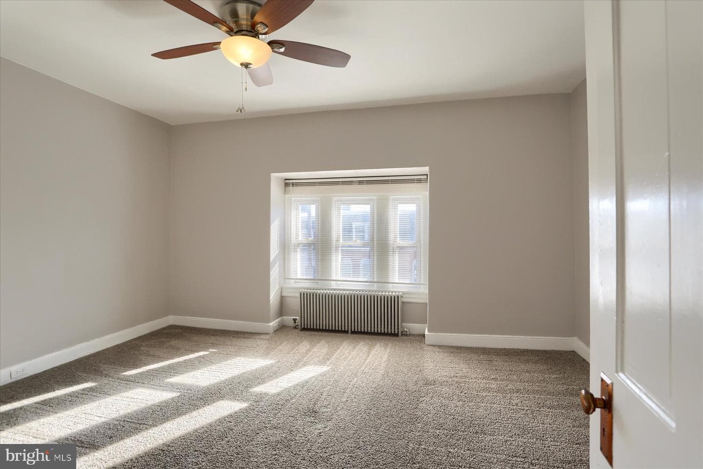 534 Lancaster Avenue photo 32