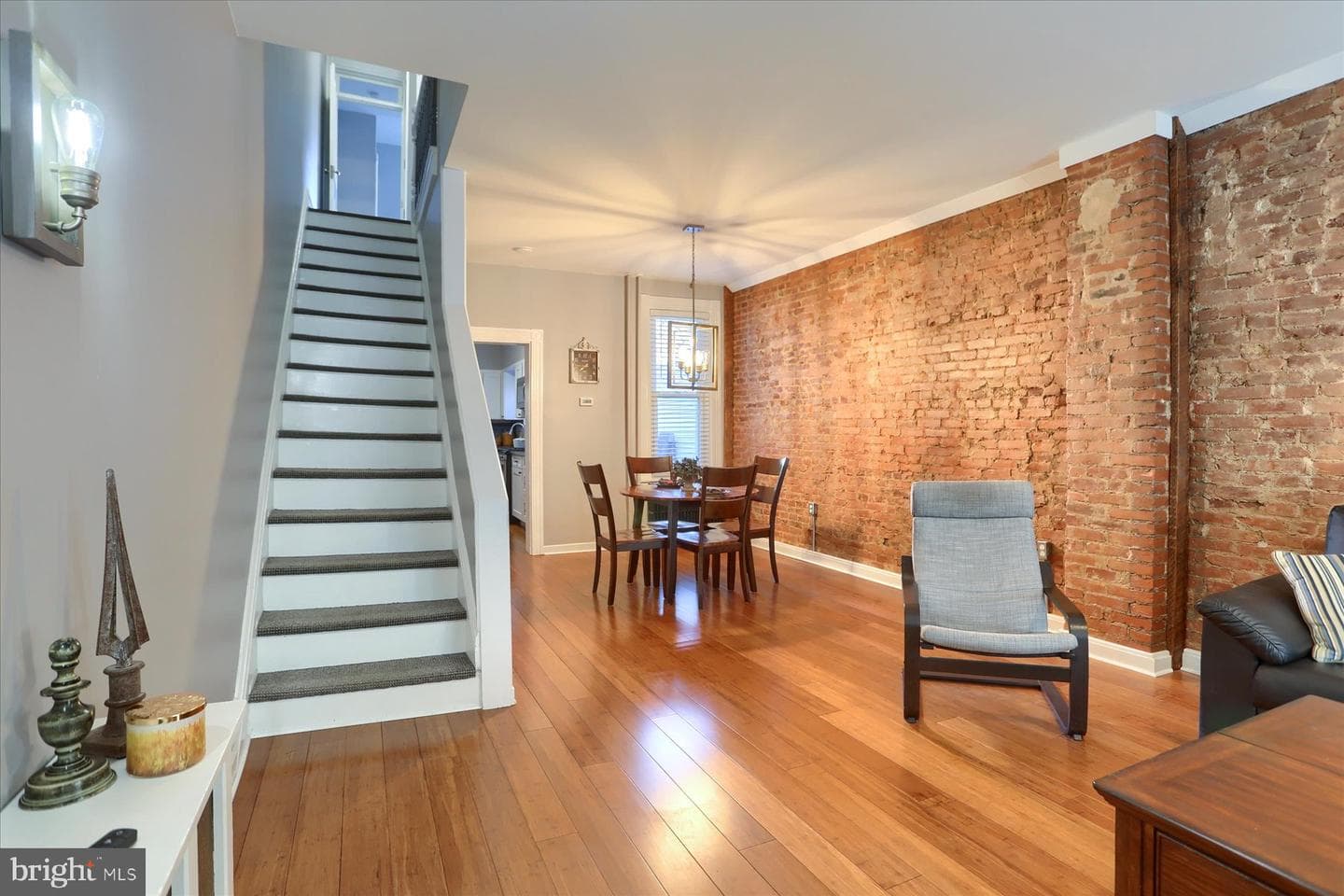 534 Lancaster Avenue photo 4