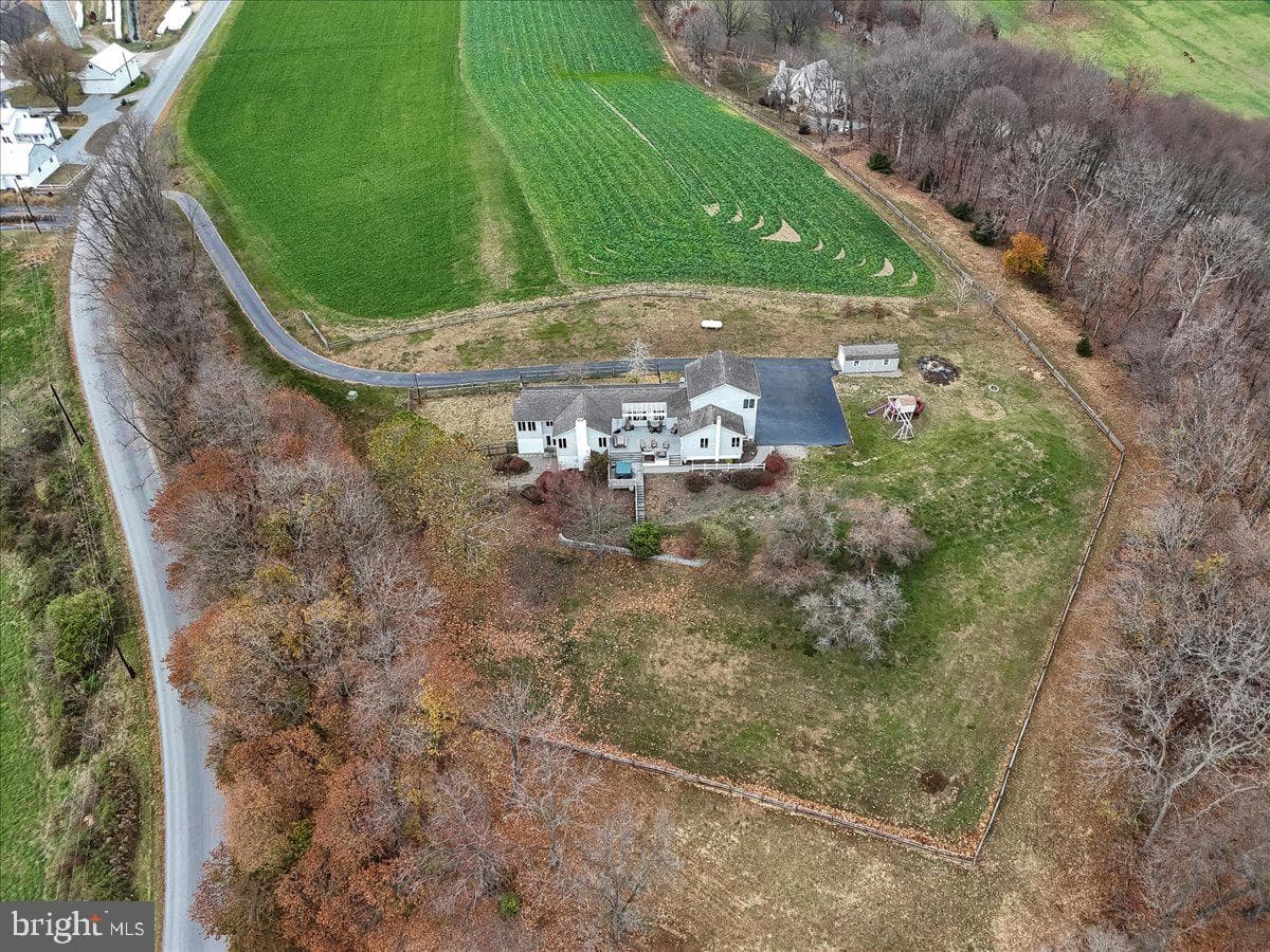 376 Cooper Drive photo 5