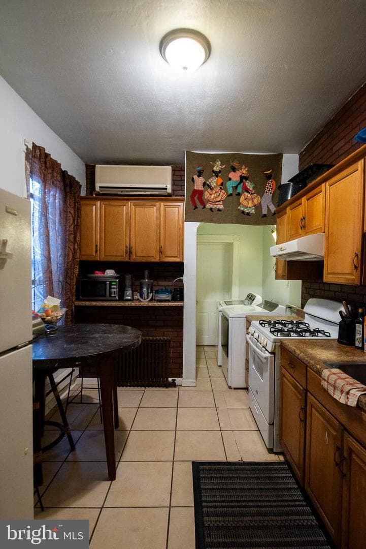 332 W King Street photo 18