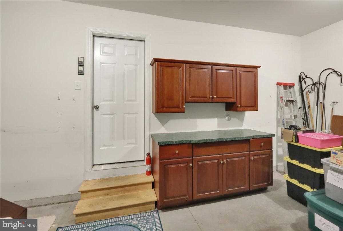 215 Steepbank Road photo 31