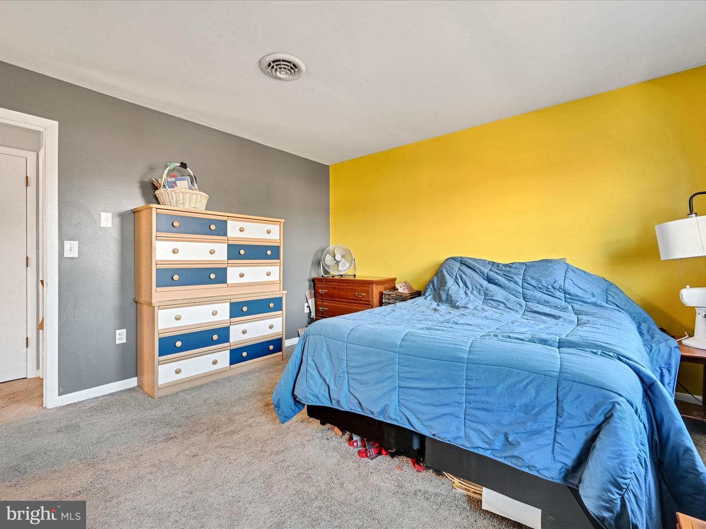 279 Manheim Street photo 16